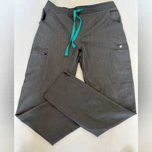 NWOT Figs gray scrub S
Technical collection 
Lots of pockets